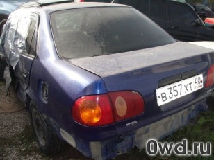 Битый автомобиль Toyota Corolla